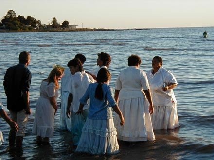 f03_01.jpg (33168 bytes)