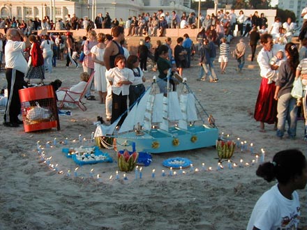 f13_01.jpg (44398 bytes)