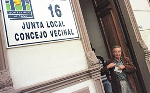 Intendente Arana en la sede del Gobierno Local de las Zona 16
